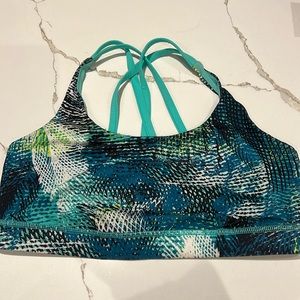 Lululemon sport bra size 10